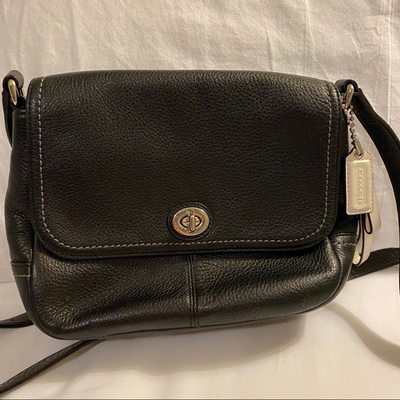 Coach Handbags - Coach Crossbody
